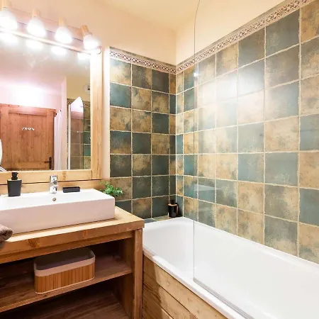 Duplex 8 Pers. Avec Piscine Et Sauna Au Centre-ville - Fr-1-296-489 Apartmán Saint-Lary-Soulan